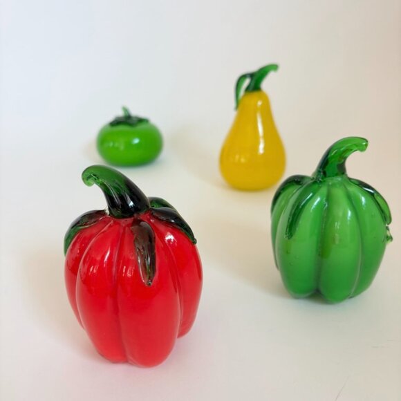 Set of 4 Handblown Glass Veggies – Peppers, Green Tomato, Pear - Picture 2 of 3